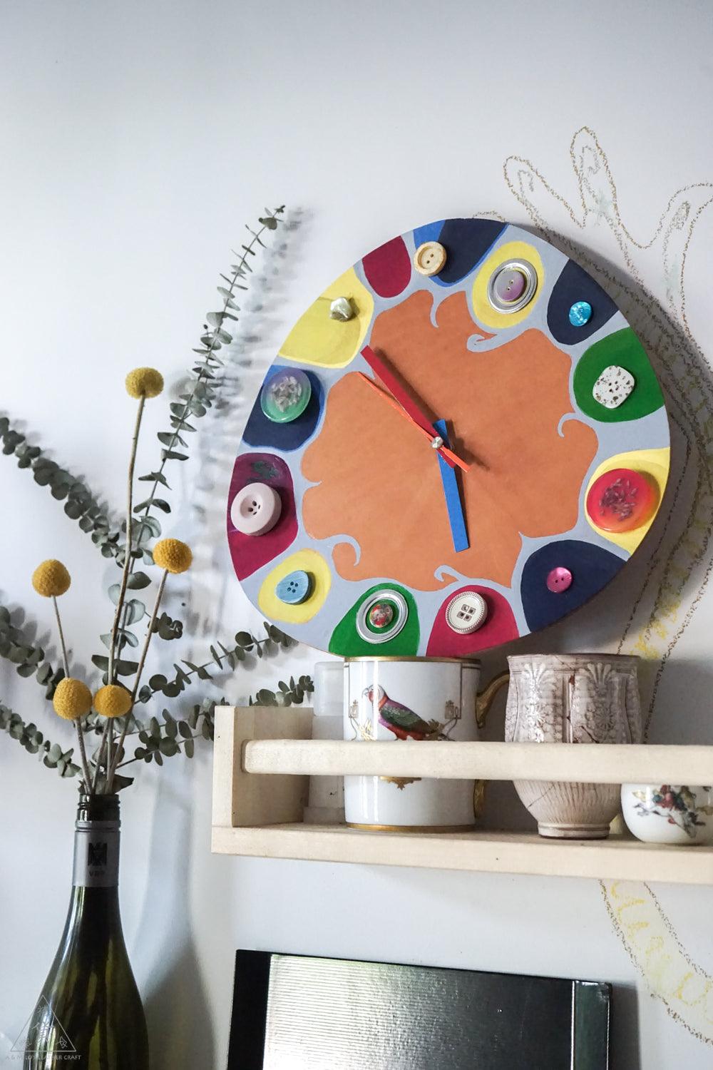 Leather-based Hand-Painted Artistic Clock - AMILO LEATHERCRAFT