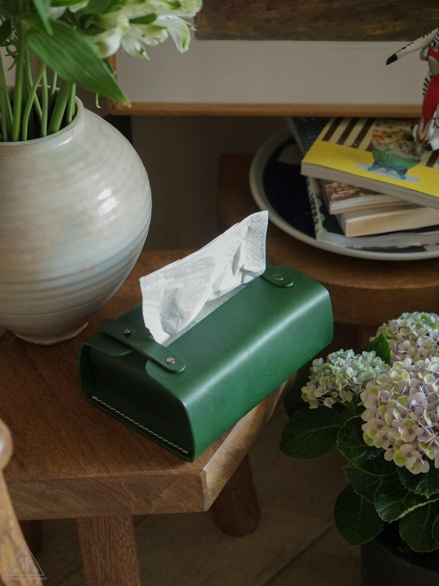 Handcrafted Tissue Box made with Leather - AMILO LEATHERCRAFT