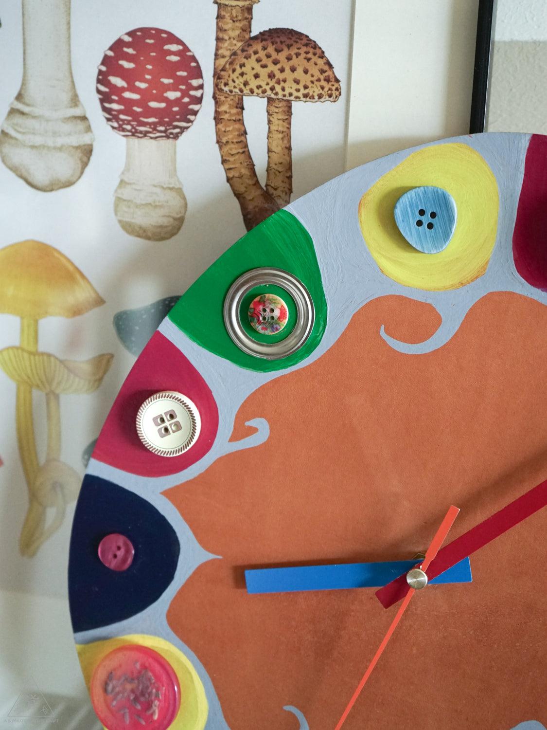 Leather-based Hand-Painted Artistic Clock - AMILO LEATHERCRAFT