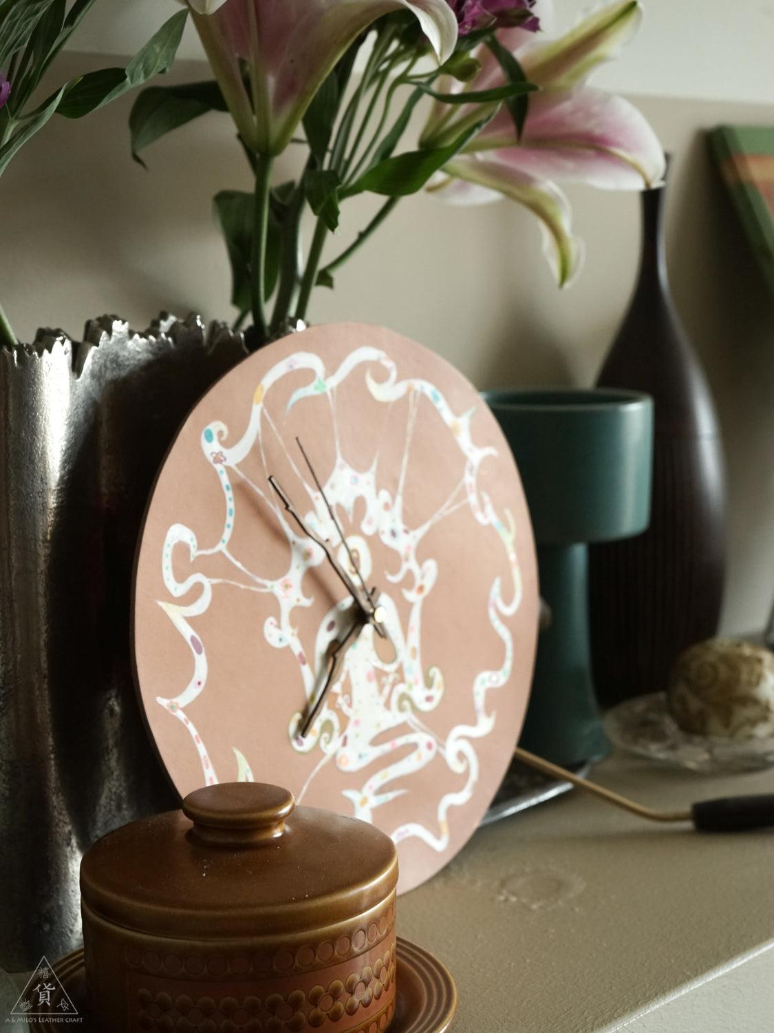 Leather-based Hand-Painted Artistic Clock - AMILO LEATHERCRAFT