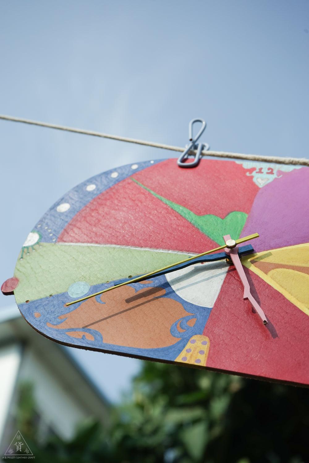 Leather-based Hand-Painted Artistic Clock - AMILO LEATHERCRAFT